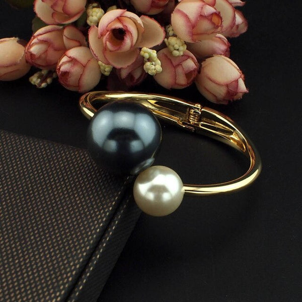 Romantic Pearls Bracelets